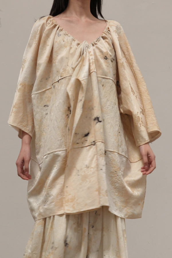 Mutedance Loose Drawstring V-Neck Top Series MD-MD24SS90-LUO Nude PM125
